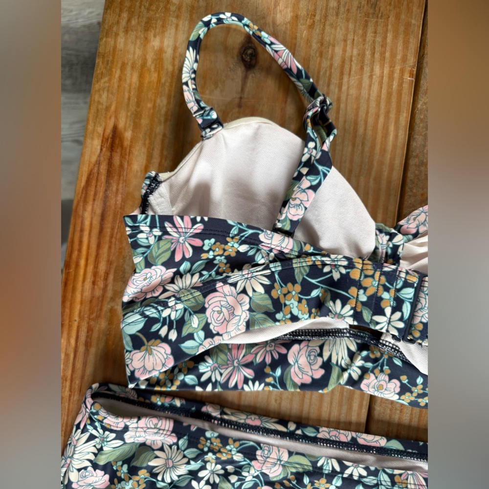 Kona Sol Cottagecore Floral Print Women's Swimwear Set Top Medium Bottom Large - Picture 9 of 11
